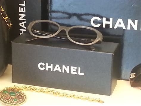 Chanel Occhiali Da Sole In Scatola Chanel Vintage .